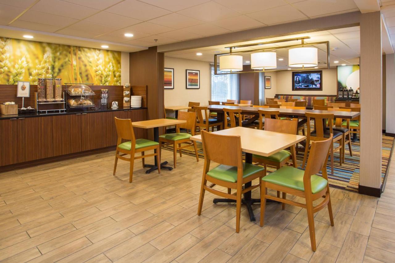 Fairfield Inn Boston Dedham Exterior foto