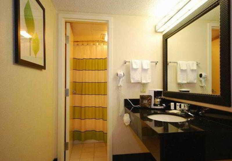 Fairfield Inn Boston Dedham Exterior foto