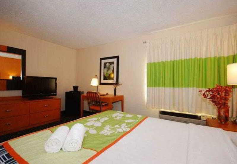 Fairfield Inn Boston Dedham Exterior foto